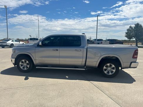Used 2020 RAM 1500 Laramie AWD/4WD image 2