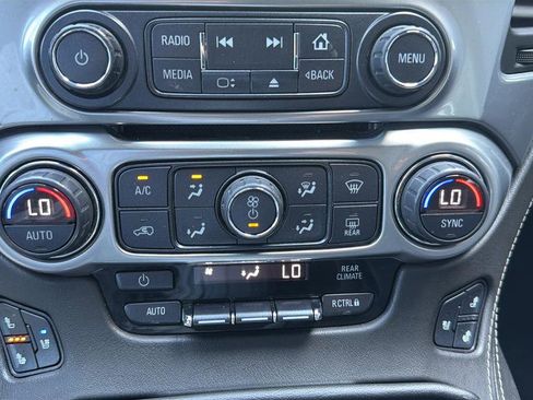 Used 2020 Chevrolet Suburban Premier w/ Max Trailering Package image 32