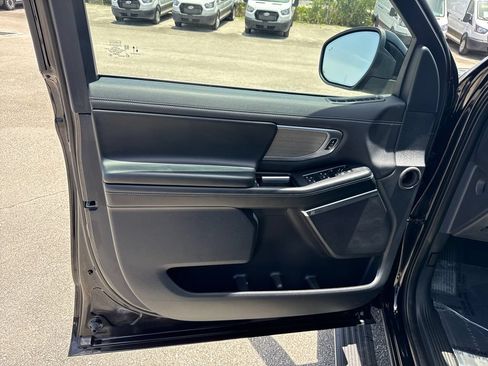 Certified 2025 Ford Expedition Max Platinum AWD/4WD image 14