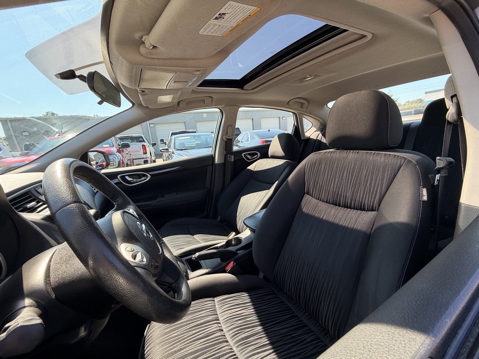 Used 2019 Nissan Sentra SV w/ Special Edition Package FWD image 28