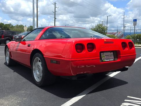 Used 1996 Chevrolet Corvette Coupe RWD image 7
