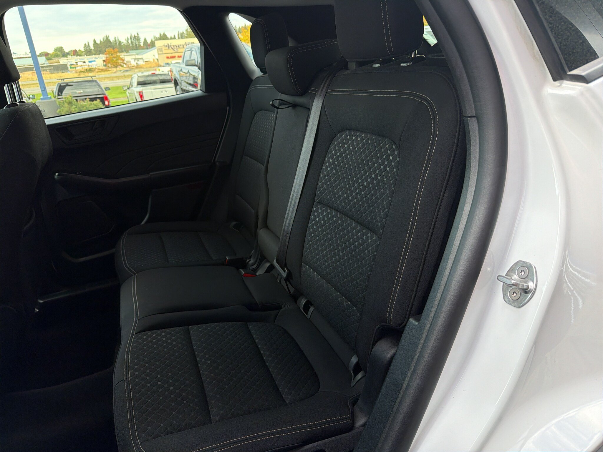 Certified 2025 Ford Escape Active AWD/4WD image 32