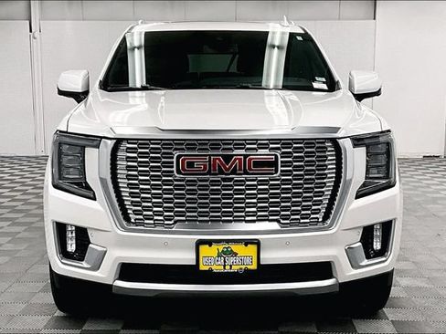 Used 2024 GMC Yukon XL Denali AWD/4WD image 4