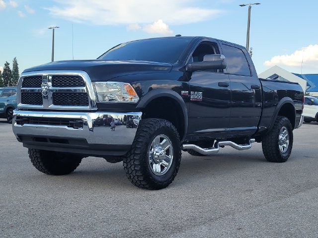 Used 2018 RAM 2500 Tradesman w/ Chrome Appearance Group AWD/4WD image 38