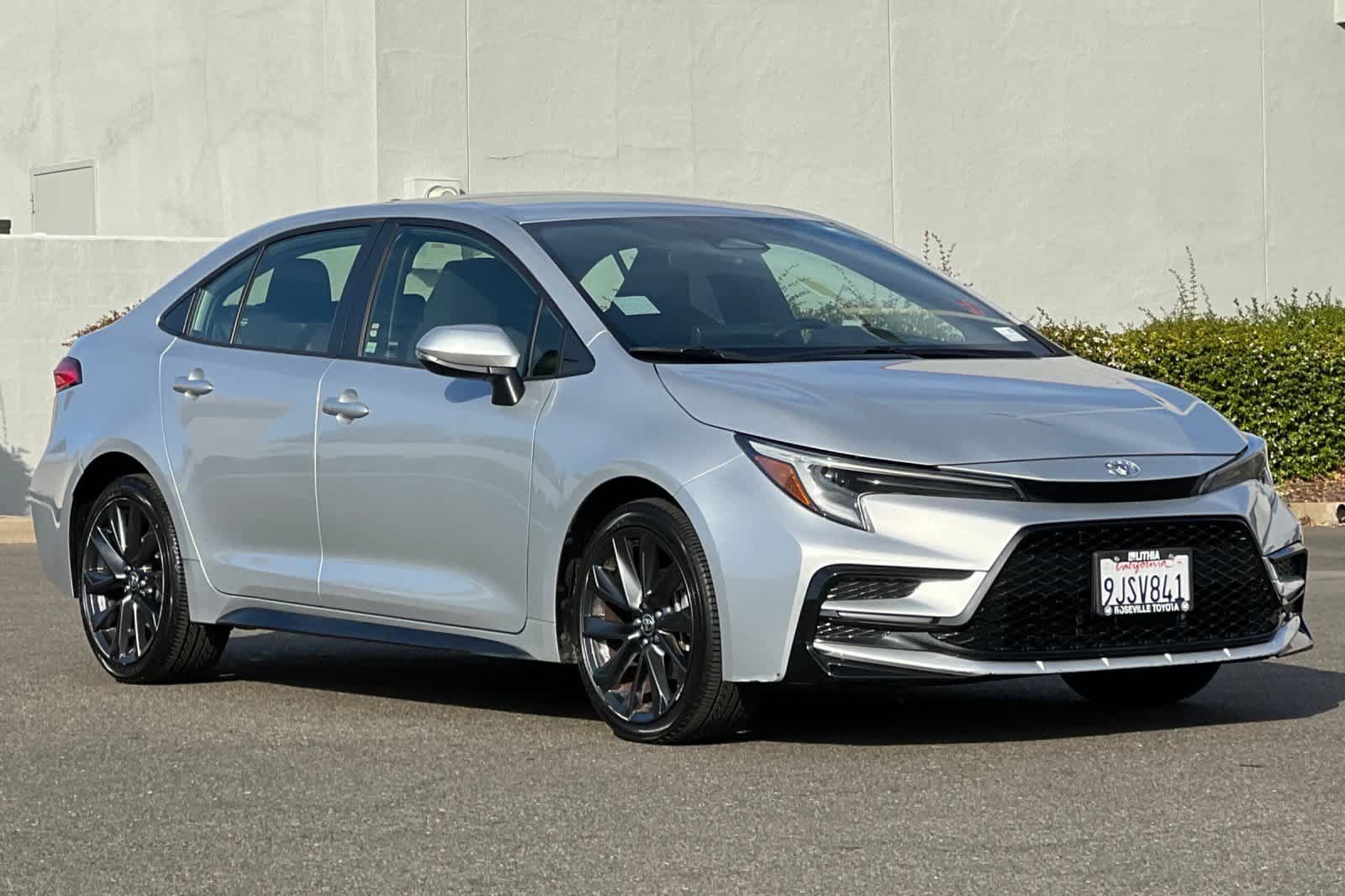Certified 2024 Toyota Corolla SE FWD image 5