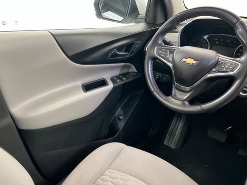 Used 2020 Chevrolet Equinox LT FWD image 12