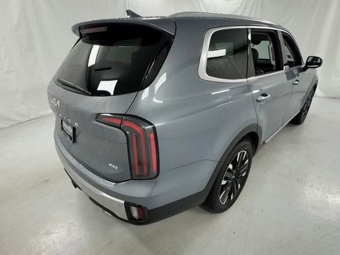 Used 2024 Kia Telluride SX Prestige AWD/4WD image 3