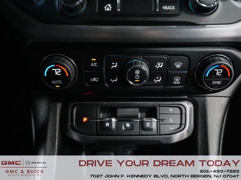 Used 2023 GMC Acadia AT4 w/ Preferred Package image 20