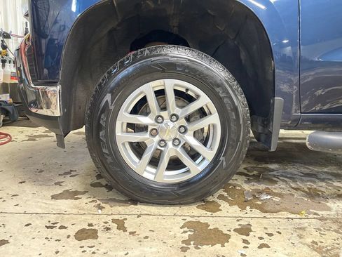 Used 2020 Chevrolet Silverado 1500 LT w/ All-Star Edition AWD/4WD image 11