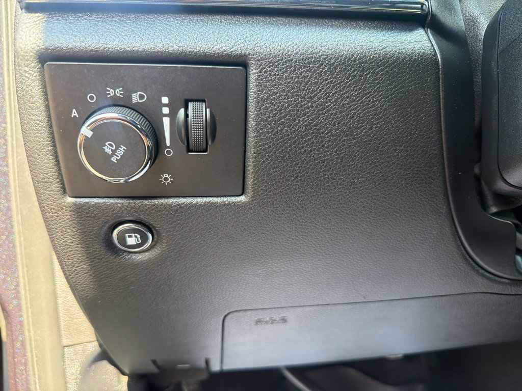 Used 2015 Jeep Grand Cherokee Limited AWD/4WD image 23