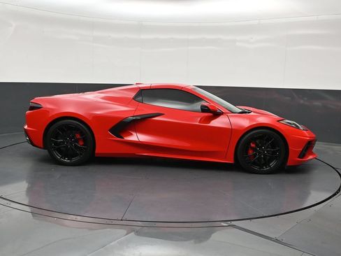 Used 2025 Chevrolet Corvette Stingray Convertible w/ 1LT RWD image 7
