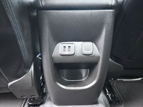 Used 2022 Chevrolet Colorado LT image 33