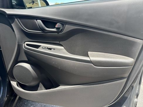 Used 2023 Hyundai Kona SEL FWD image 17
