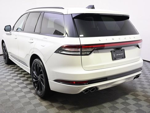 New 2026 Lincoln Aviator Reserve image 3