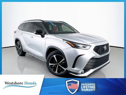 Used 2022 Toyota Highlander XSE