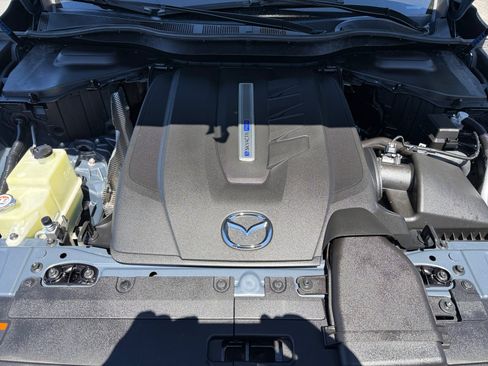 Certified 2025 MAZDA CX-70 Plug-In Hybrid w/ Premium Plus AWD/4WD image 20