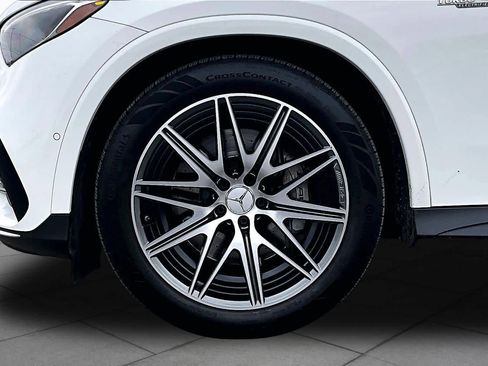 Used 2024 Mercedes-Benz GLC 43 AMG 4MATIC image 11