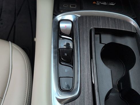 Used 2024 Buick Enclave Avenir w/ Avenir Technology Package FWD image 21
