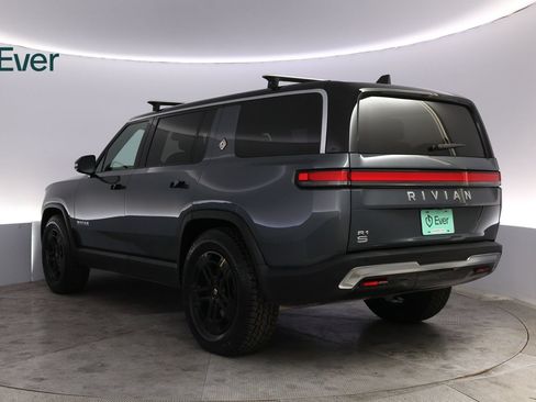 Used 2024 Rivian R1S Adventure AWD/4WD image 17