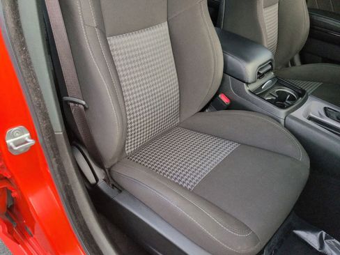 Used 2022 Dodge Charger R/T w/ Blacktop Package image 22