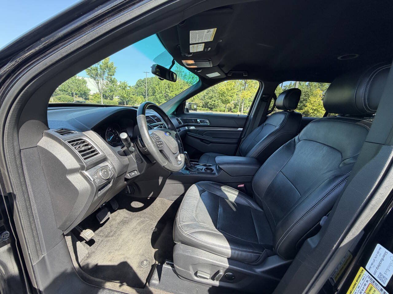 Used 2017 Ford Explorer Limited FWD image 9