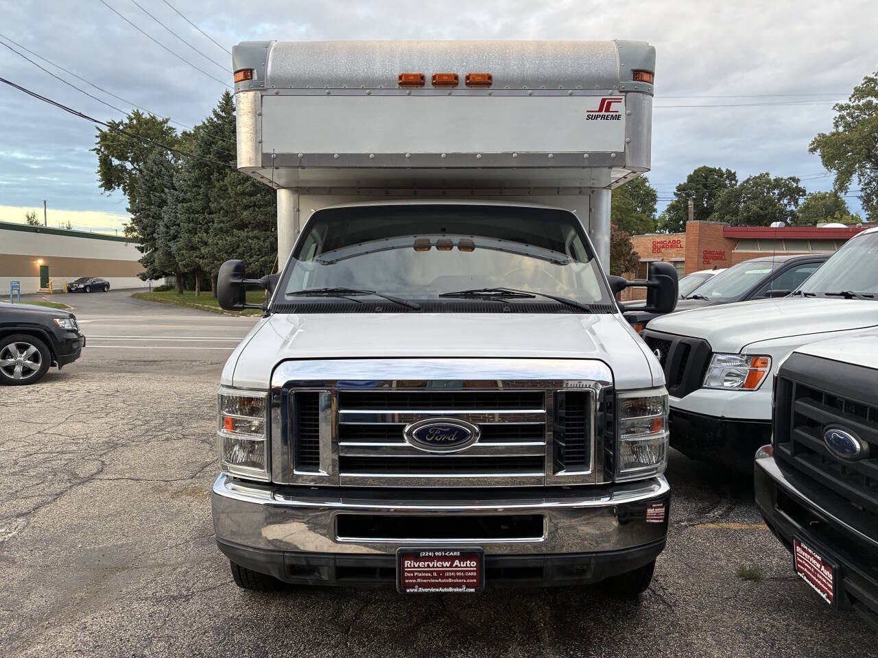 Used 2013 Ford E-350 and Econoline 350 Super Duty w/ Payload Pkg RWD image 12