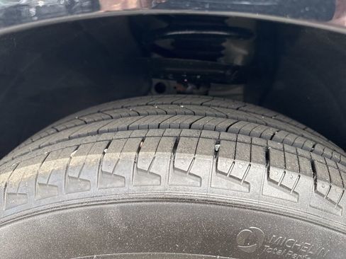 Used 2024 Chevrolet Equinox LS w/ LS Convenience Package image 31