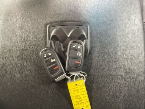 Used 2018 RAM 2500 Laramie AWD/4WD image 22