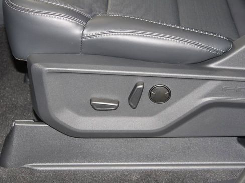 New 2025 Ford Expedition Platinum w/ Stealth Performance Package image 25