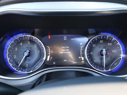 New 2026 Chrysler Pacifica Limited w/ Uconnect Theater Family Group FWD image 20