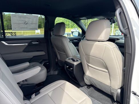 New 2026 GMC Acadia Elevation FWD image 15