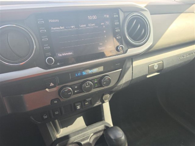 Used 2022 Toyota Tacoma SR5 w/ Technology Package RWD image 5