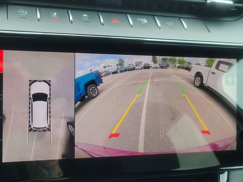 New 2026 Jeep Grand Cherokee Limited RWD image 23