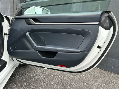 Certified 2025 Porsche 911 Carrera RWD image 25