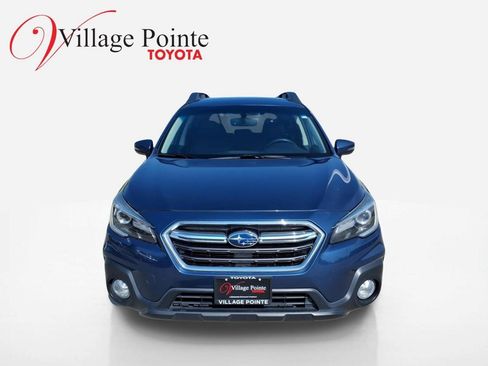 Used 2019 Subaru Outback 2.5i Limited w/ Popular Package #2 AWD/4WD image 2