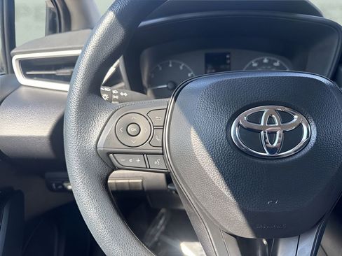 Used 2025 Toyota Corolla LE w/ Convenience Package FWD image 14