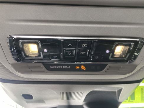 Used 2020 Lincoln Corsair FWD w/ Premium Package image 31