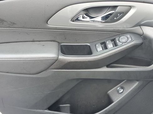 Certified 2023 Chevrolet Traverse LT image 15
