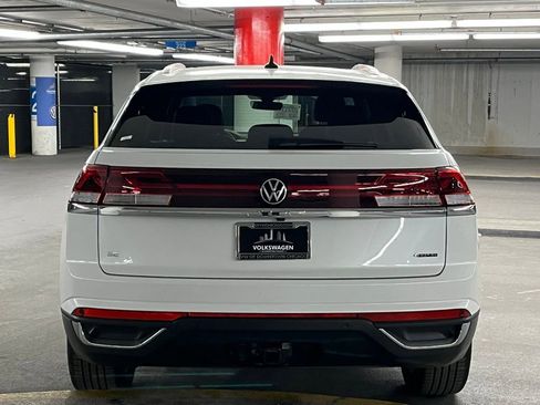New 2026 Volkswagen Atlas Cross Sport SE image 35