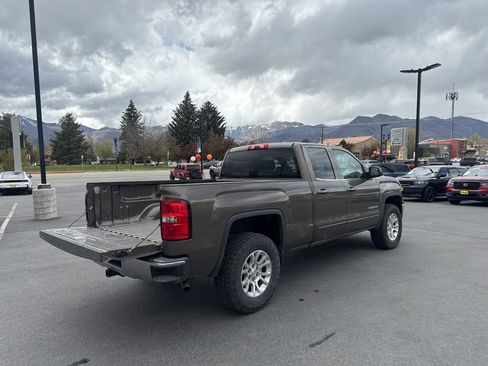 Used 2014 GMC Sierra 1500 SLE w/ Suspension Package, Off-Road AWD/4WD image 5
