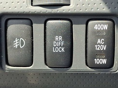 Used 2013 Toyota Tacoma 4x4 Access Cab V6 w/ TRD Off-Road Pkg image 25