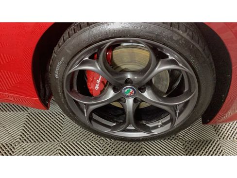 Used 2019 Alfa Romeo Giulia Ti Sport w/ Quick Order Package 22S Sport image 8