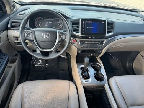 Used 2017 Honda Ridgeline RTL-T image 5
