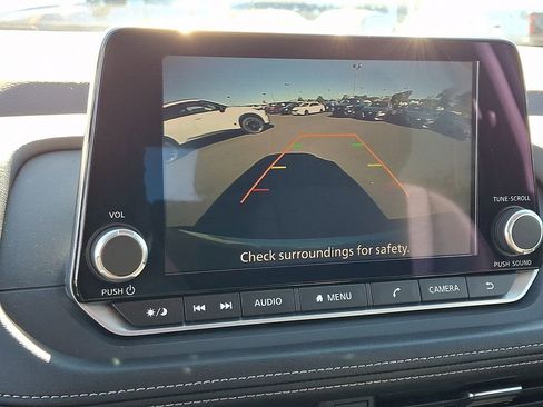 Certified 2023 Nissan Rogue SV AWD/4WD image 17