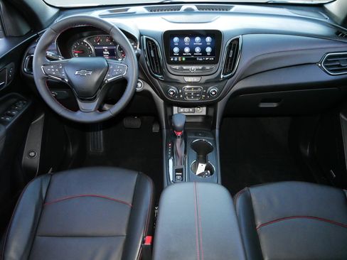 Used 2023 Chevrolet Equinox RS w/ RS Leather Package image 10