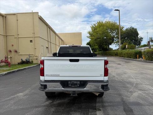 Used 2023 Chevrolet Silverado 2500 LT w/ Convenience Package AWD/4WD image 6