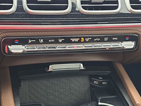 Used 2024 Mercedes-Benz GLE 53 AMG 4MATIC Coupe image 24