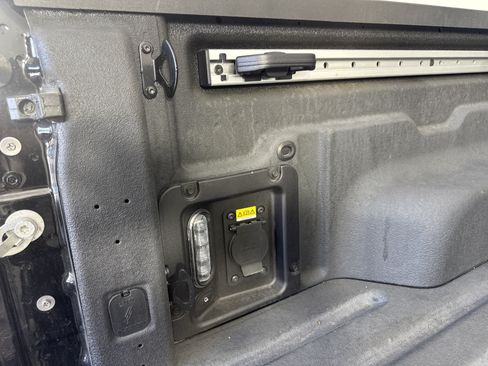 Used 2025 Ford Maverick Tremor AWD/4WD image 20