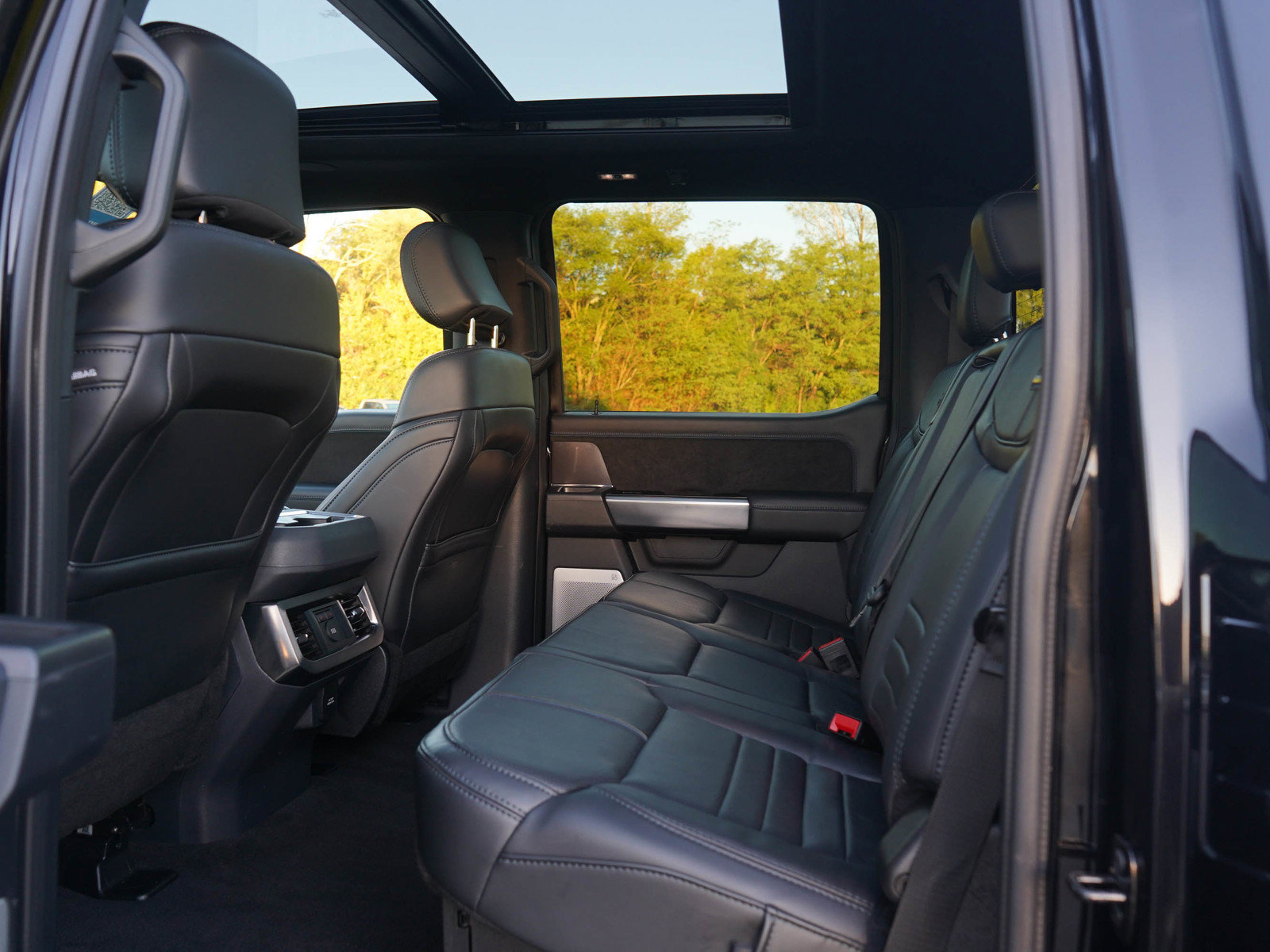 Used 2026 Ford F350 Platinum AWD/4WD image 14