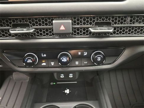 New 2026 Honda HR-V LX image 4